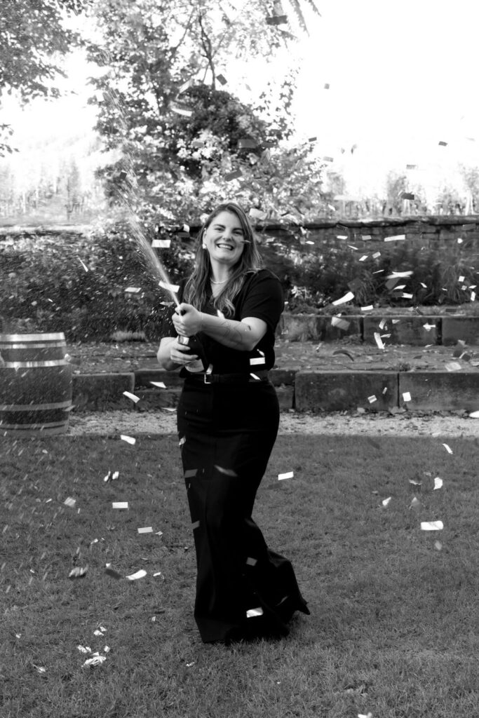 Partybild Lisa in schwarz weiss